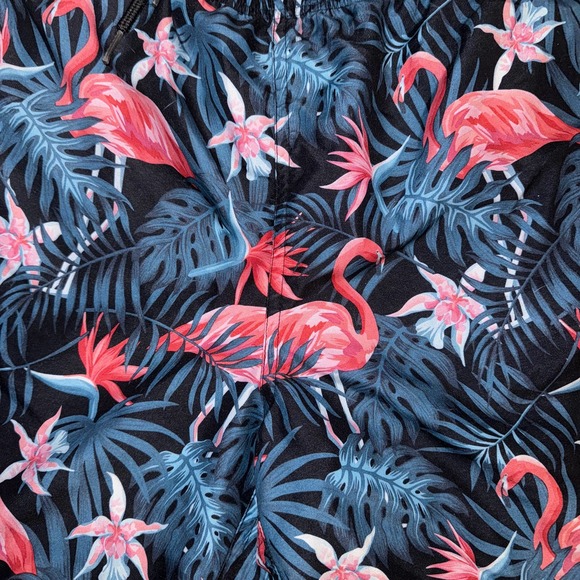 Men’s swim trunks small - Picture 4 of 6